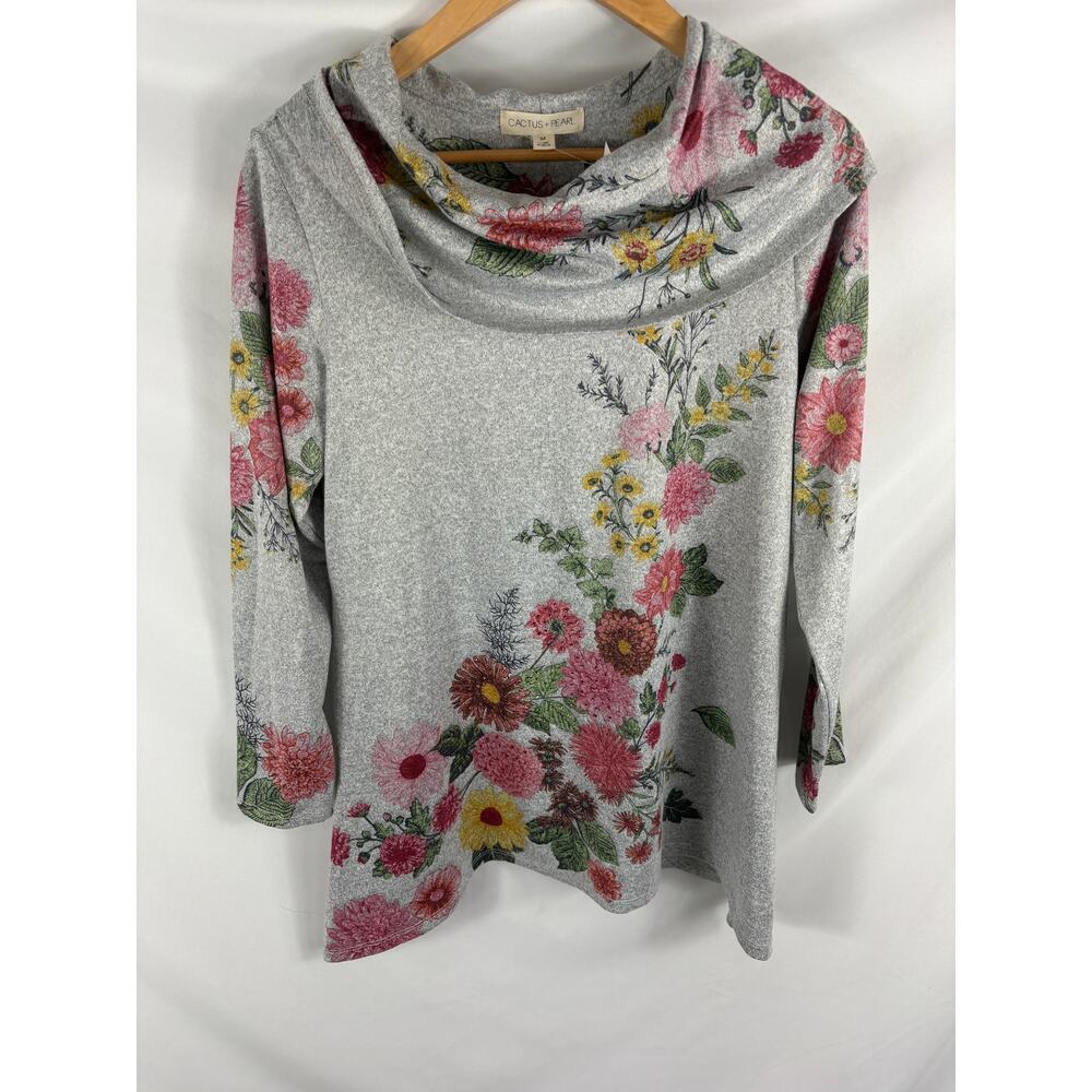 NWT Cactus + Pearl floral Scoop Neck Knit Top Size Medium
